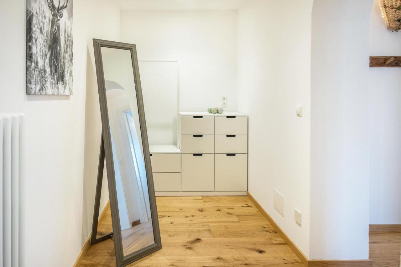 Beckenbinder Apartement Rosengarten サン・ジェネージオ・アテジーノ エクステリア 写真