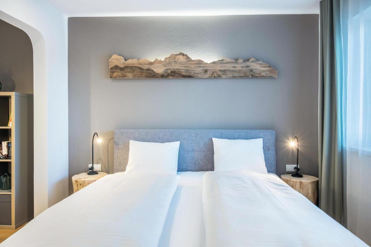 Beckenbinder Apartement Rosengarten サン・ジェネージオ・アテジーノ エクステリア 写真